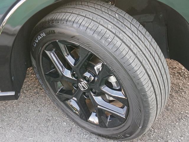 ＺＲ－Ｖ ｅ：ＨＥＶＸ特別仕様車ブラックスタイル　弊社元デモカー　純正コネクトディスプレイナビ＆３方向ドラレコ　バックカメラ　障害物センサー　地デジチューナー　Ｂｌｕｅｔｏｏｔｈ　ＵＳＢ　ヒーター付き本革電動シート　ＥＴＣ２．０　電動リアゲート（23枚目）