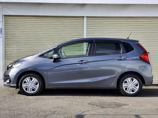 フィット 13G・Lホンダセンシング 新品タイヤ4本交換済み 純正メモリーナビ&前方ドラレコ バックカメラ 盗難防止装置 地デジチューナー Bluetoothオーディオ USB DVD/CD ETC LEDヘッドライト 禁煙車 ワンオーナ(8枚目)