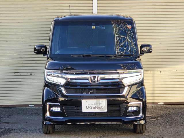 Ｎ－ＢＯＸカスタム Ｌ　新品タイヤ４本交換済み　純正メモリーナビ＆前後ドラレコ　バックカメラ　障害物センサー　地デジチューナー　Ｂｌｕｅｔｏｏｔｈオーディオ　ＵＳＢ　ＥＴＣ　シートヒーター　両側電動スライドドア　禁煙車　ＡＣ（2枚目）