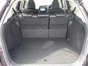低い位置から大きく開くテールゲートは、荷物の積み下ろしも楽々行えます。