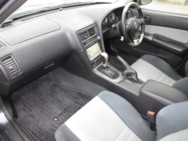 25GT-V 後期型 1オーナー ディーラー下取車 記録簿(17枚目)