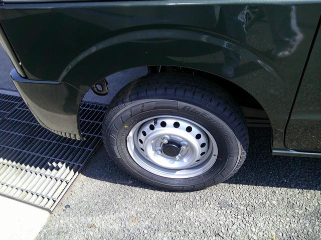 エブリイ PAリミテッド 両側スライドドア クリアランスソナー レーンアシスト 衝突被害軽減システム オートライト キーレスエントリー アイドリングストップ CVT 盗難防止システム ABS ESC USB 衝突安全ボディ(20枚目)