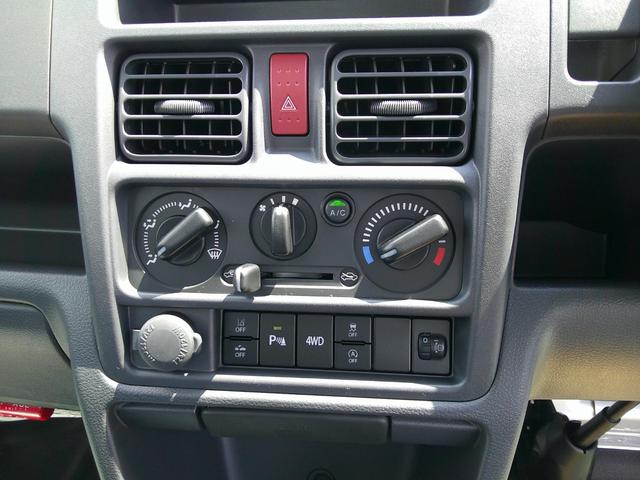 キャリイトラック KCエアコン・パワステ 4WD AT 衝突被害軽減システム クリアランスソナー レーンアシスト アイドリングストップ ESC エアコン パワーステアリング パワーウィンドウ(4枚目)