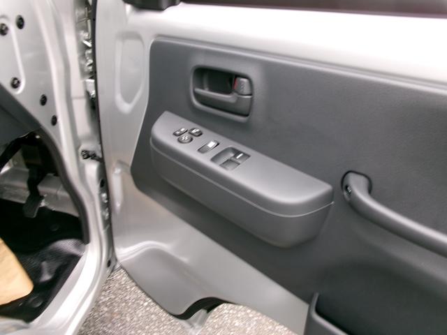 スーパーキャリイ X AT 衝突被害軽減システム クリアランスソナー レーンアシスト アイドリングストップ ESC エアコン パワーウィンドウ 運転席エアバッグ 助手席エアバッグ(9枚目)