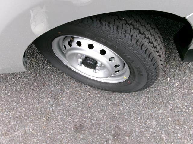 スーパーキャリイ X AT 衝突被害軽減システム クリアランスソナー レーンアシスト アイドリングストップ ESC エアコン パワーウィンドウ 運転席エアバッグ 助手席エアバッグ(19枚目)