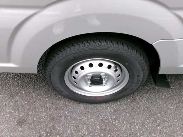 スーパーキャリイ X AT 衝突被害軽減システム クリアランスソナー レーンアシスト アイドリングストップ ESC エアコン パワーウィンドウ 運転席エアバッグ 助手席エアバッグ(21枚目)