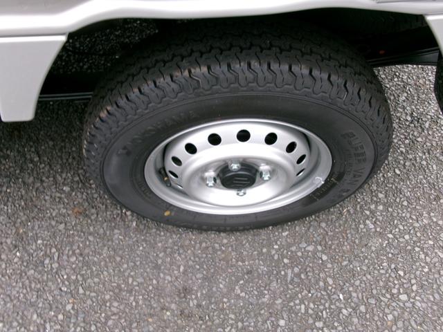 スーパーキャリイ X AT 衝突被害軽減システム クリアランスソナー レーンアシスト アイドリングストップ ESC エアコン パワーウィンドウ 運転席エアバッグ 助手席エアバッグ(22枚目)