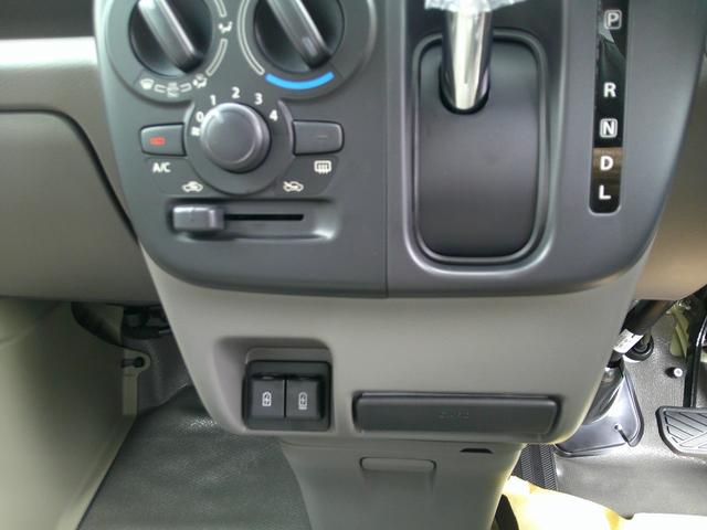 エブリイ PAリミテッド 両側スライドドア クリアランスソナー レーンアシスト 衝突被害軽減システム キーレスエントリー アイドリングストップ CVT 盗難防止システム ABS ESC 衝突安全ボディ エアコン(4枚目)