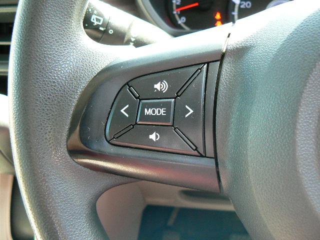 ステアリングリモコン付きで便利です♪