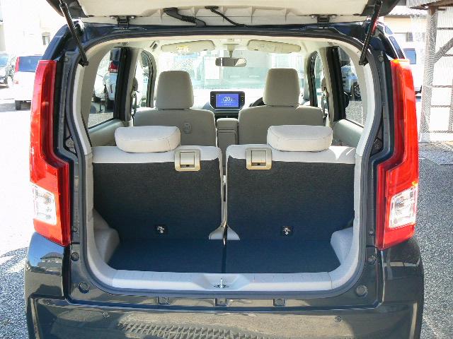 多彩なシートアレンジで様々な用途にお使い頂けます！レジャーにお買い物に通勤に！荷物がいっぱい入ります！