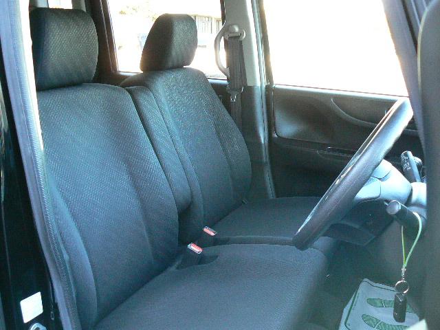 N-BOX G SSパッケージ 社外ナビTV・1セグ・CD・SD・プッシュスタート・スマートキー・オートエアコン・ベンチシート・両側オートスライドドア・プライバシーガラス・純正アルミ(10枚目)