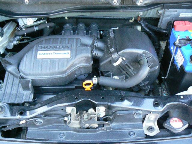 N-BOX G SSパッケージ 社外ナビTV・1セグ・CD・SD・プッシュスタート・スマートキー・オートエアコン・ベンチシート・両側オートスライドドア・プライバシーガラス・純正アルミ(24枚目)