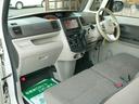 助手席も広々♪