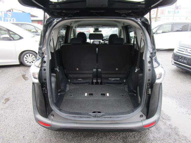 シエンタ G ナビTVブルートゥース接続Bモニター ETC 両側パワースライドドア トヨタセーフティセンス スマートキー アイドリングストップ 横滑り防止 記録簿付き(14枚目)