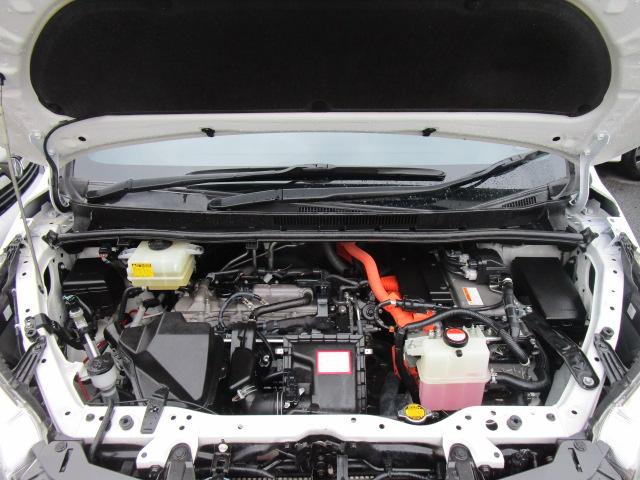 エスクァイア ハイブリッドXi 純正ナビTVブルートゥース接続Bモニター 両側パワースライドドア LEDヘッドライト フォグ シートヒーター スマートキー(4枚目)