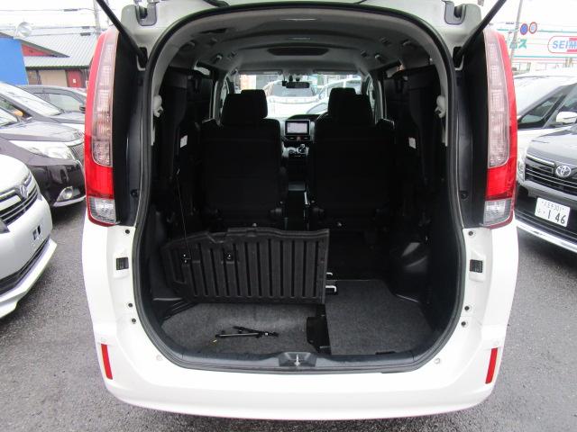 エスクァイア ハイブリッドXi 純正ナビTVブルートゥース接続Bモニター 両側パワースライドドア LEDヘッドライト フォグ シートヒーター スマートキー(14枚目)