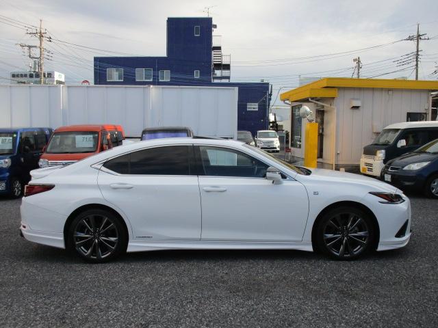 ＥＳ ＥＳ３００ｈ　Ｆスポーツ　ナビＴＶブルートゥース接続Ｂモニター　ヒーター付き黒本革パワーシート　サンルーフ　ドライブレコーダー　ステアリングヒーター　ＥＴＣ　記録簿付き（20枚目）