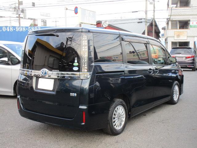 ヴォクシー ハイブリッドV ナビTVブルートゥース接続Bカメラ 両側パワースライドドア LEDヘッドライト フォグ クルーズコントロール シートヒーター ETC 15アルミ 記録簿付き(5枚目)