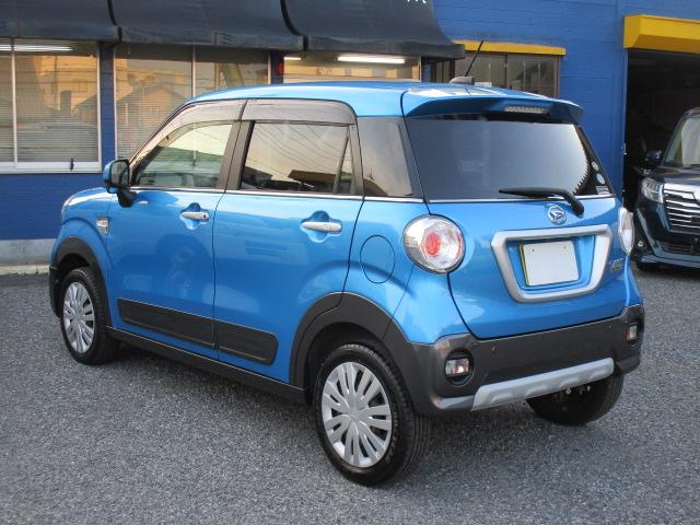 キレイなスプラッシュブルーメタリックの車体です！