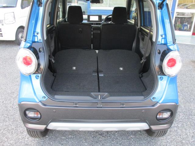 荷物が多い時は後部座席を倒して使う事が可能です！