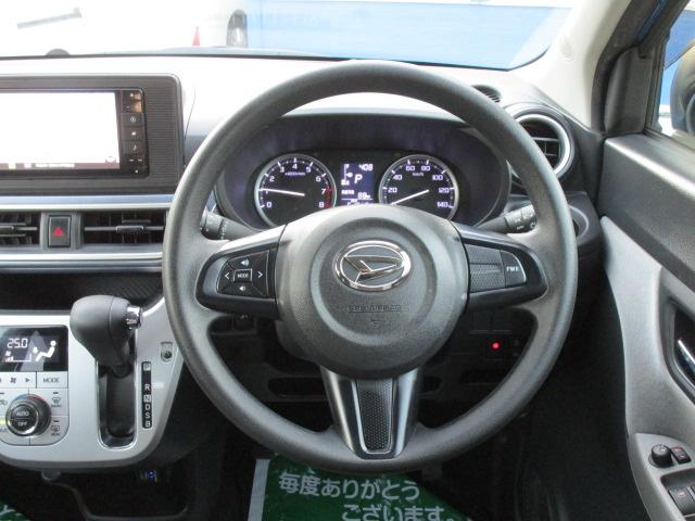 ステアリングやインパネ廻りも丁寧に使用されていてキレイな状態です！