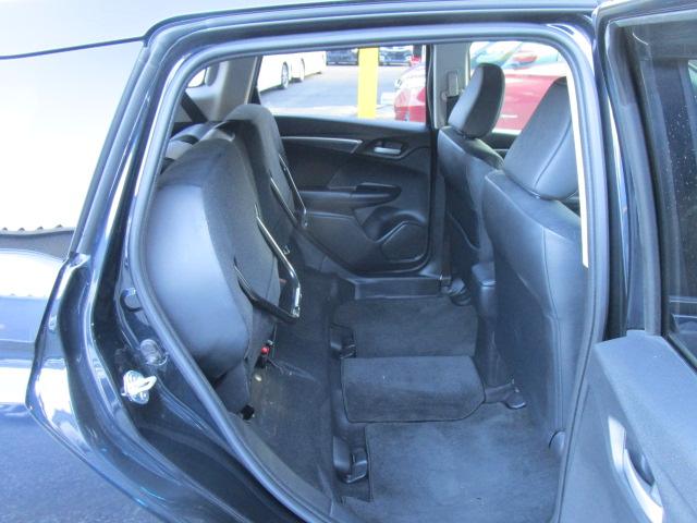 シャトル ハイブリッドZ ナビTVビデオBluetooth音楽Bカメラ ヒーター付きハーフレザーシート LEDライト フォグ ETC 衝突軽減B 誤発進抑制 クルーズコントロール ドライブレコーダー カーテンエアバック(12枚目)