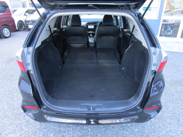 シャトル ハイブリッドZ ナビTVビデオBluetooth音楽Bカメラ ヒーター付きハーフレザーシート LEDライト フォグ ETC 衝突軽減B 誤発進抑制 クルーズコントロール ドライブレコーダー カーテンエアバック(13枚目)