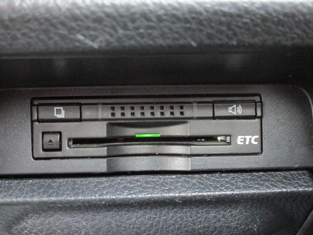 ノア ハイブリッドＧ　ナビＴＶビデオＢｌｕｅｔｏｏｔｈ音楽Ｂカメラ　両側パワースライドドア　クルーズコントロール　ＬＥＤヘッドライト　ＥＴＣ　横滑り防止　スマートキー（19枚目）