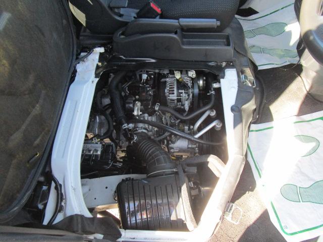 ハイゼットカーゴ ＤＸ　ＳＡＩＩＩ　ナビＢｌｕｅｔｏｏｔｈ音楽Ｂカメラ　衝突軽減ブレーキ　車線逸脱警報　誤発進抑制　アイドリングストップ　ドライブレコーダー　キーレス　記録簿付き（8枚目）