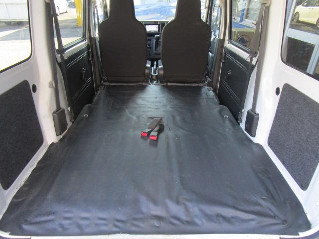 ハイゼットカーゴ ＤＸ　ＳＡＩＩＩ　ナビＢｌｕｅｔｏｏｔｈ音楽Ｂカメラ　衝突軽減ブレーキ　車線逸脱警報　誤発進抑制　アイドリングストップ　ドライブレコーダー　キーレス　記録簿付き（15枚目）