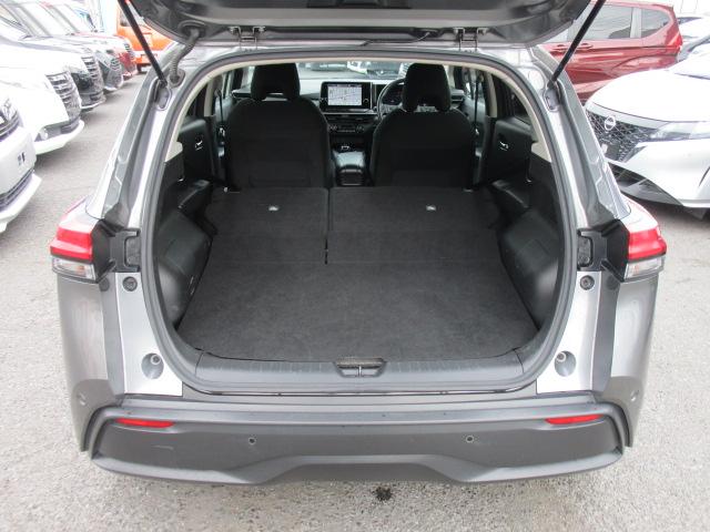 ノート X FOUR ナビTVアラウンドビューモニター エマージェンシーブレーキ プロパイロット ETC2.0 インテリキー 充電器 SOS 記録簿付き(12枚目)