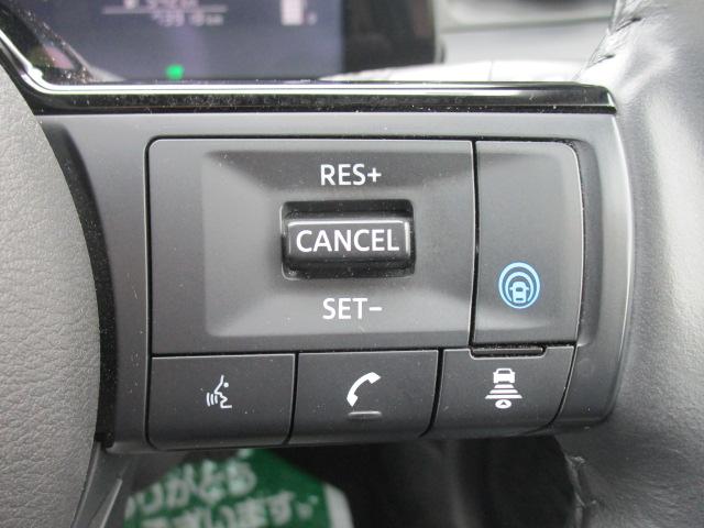 ノート X FOUR ナビTVアラウンドビューモニター エマージェンシーブレーキ プロパイロット ETC2.0 インテリキー 充電器 SOS 記録簿付き(16枚目)