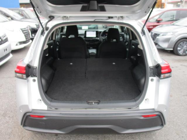 ノート Ｘ　ＦＯＵＲ　ナビＴＶブルートゥース音楽アラウンドビューモニター　エマージェンシーブレーキ　プロパイロット　ＥＴＣ２．０　スマートルームミラー　ステアリングヒーター　シートヒーター　記録簿付き（12枚目）