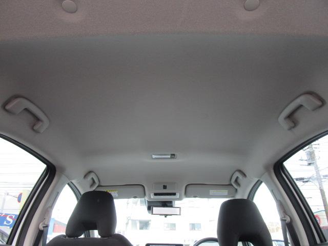 ノート Ｘ　ＦＯＵＲ　ナビＴＶブルートゥース音楽アラウンドビューモニター　エマージェンシーブレーキ　プロパイロット　ＥＴＣ２．０　スマートルームミラー　ステアリングヒーター　シートヒーター　記録簿付き（13枚目）