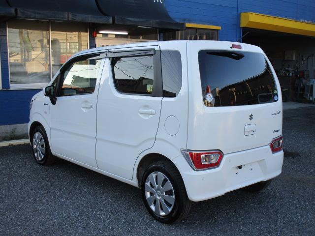 ワゴンＲ ハイブリッドＦＺ　デュアルセンサーブレーキサポート　車線逸脱警報　横滑り防止　ナビＴＶビデオＢカメラ　サイドバイザー　スマートキー　シートヒーター　アイドリングストップ　記録簿付き（9枚目）