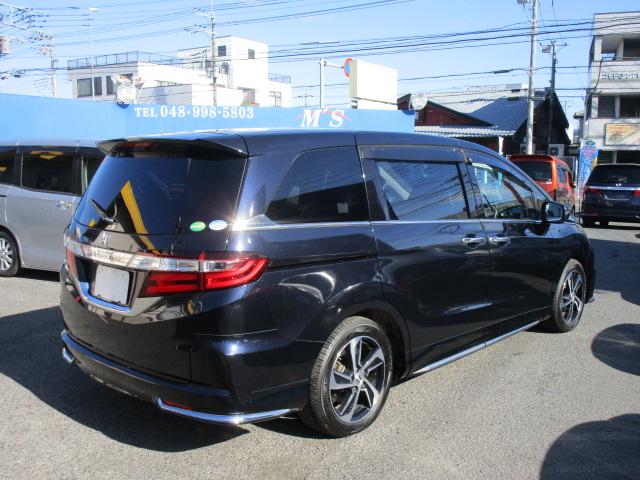 ボディはスタッフが塗装の状態に応じてポリッシャーを使い分け丁寧に磨き上げています！１台１台真心込めて磨いているのでご覧いただければ違いが分かるはずです★