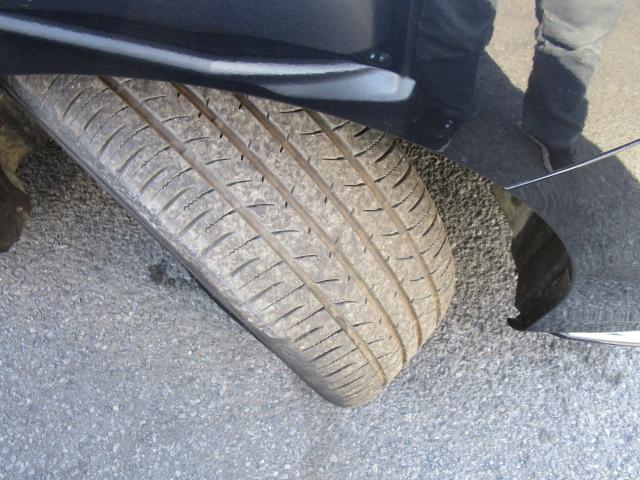 純正１７インチアルミのタイヤも安心してお乗りいただける状態です！