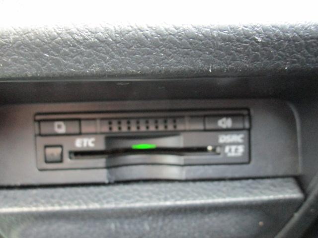 エスクァイア Gi ナビTVブルートゥース音楽Bカメラ後席フリップダウンモニター 両側パワースライドドア 前席ヒーター付き本革シート ビルトインETC アイドリングストップ LEDライト フォグ クルーズコントロール(18枚目)