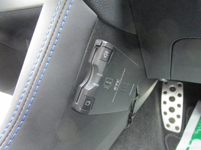 レヴォーグ １．６ＧＴ－Ｓアイサイト　ナビＴＶブルートゥース接続Ｂカメラ　１８インチアルミ　ＳＴＩリップ　前席パワーシート　ＥＴＣ　カーテンエアバック　衝突軽減ブレーキ　車線逸脱警報　先行車追従クルーズコントロール　ＬＥＤヘッドライト（19枚目）