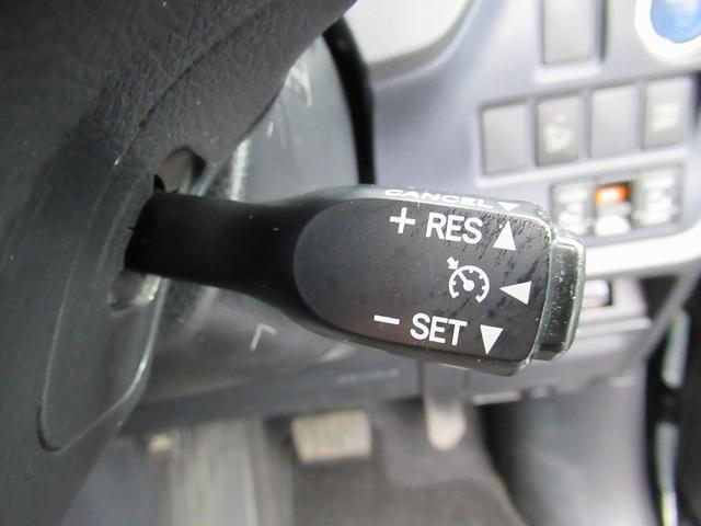 ハイブリッドV 両側パワースライド 後席モニター フルセグナビ バックカメラ Bluetooth ・スマートキー LEDライト AUTOライト ETC ミラーウィンカー 純正15AW クルコン 本革ステア Iストップ(15枚目)