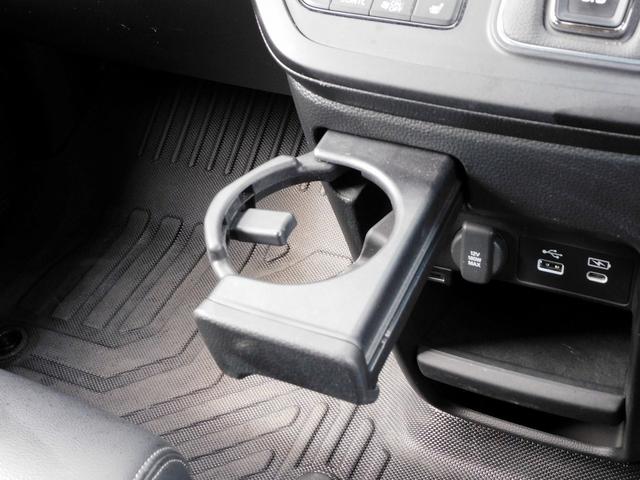 ステップワゴン ｅ：ＨＥＶスパーダ　１１インチフルセグナビ・全周囲カメラ・ＢＴオーディオ・両側自動ドア・ＬＥＤライト・フォグＬＥＤ・ホンダセンシング・ハーフレザーシート・シートヒーター・ＥＴＣ・ＢＳＭ・ドアバイザー・コーナーセンサー（44枚目）