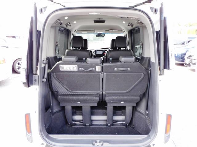 ステップワゴンスパーダ ｅ：ＨＥＶスパーダ　Ｇ・ＥＸ　ホンダセンシング　後期・フルセグナビ・バックカメラ・ＢＴオーディオ・両側自動ドア・ＬＥＤライト・フォグＬＥＤ・ホンダセンシング・ＥＴＣ・ＡＣＣ／アイドリングストップ・ハーフレザーシート・シートヒーター・フロアマット（9枚目）