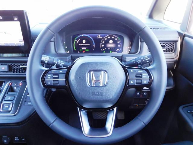ステップワゴン ｅ：ＨＥＶスパーダ　ワンオーナー・１１インチフルセグナビ・バックカメラ・ＢＴオーディオ・両側自動ドア・ＬＥＤライト・フォグＬＥＤ・ホンダセンシング・ＡＣＣ・ＥＴＣ・ＢＳＭ・Ｃセンサー・ハーフレザーシート・シートヒーター（10枚目）