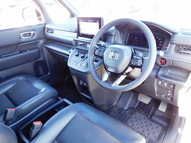 ステップワゴン ｅ：ＨＥＶスパーダ　ワンオーナー・１１インチフルセグナビ・バックカメラ・ＢＴオーディオ・両側自動ドア・ＬＥＤライト・フォグＬＥＤ・ホンダセンシング・ＡＣＣ・ＥＴＣ・ＢＳＭ・Ｃセンサー・ハーフレザーシート・シートヒーター（26枚目）