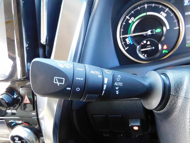 アルファードハイブリッド エグゼクティブラウンジ 後期・JBL・サンルーフ・10インチフルセグナビ・後席モニター・全周囲カメラ・BTオーディオ・両側自動ドア・3眼LEDライト・フォグLED・デジタルミラー・TRDエアロ・トヨタセーフティセンス・ETC(41枚目)