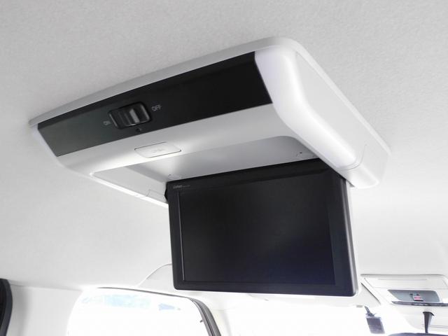 ステップワゴン e:HEVエアー 9インチフルセグナビ・後席モニター・バックカメラ・BTオーディオ・両側自動ドア・LEDライト・フォグLED・ホンダセンシング・ETC・コーナーセンサー・16AW・フロアマット・ドアバイザー・Pガラス(10枚目)