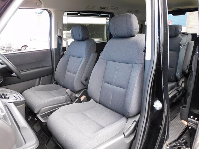 ステップワゴン e:HEVエアー 9インチフルセグナビ・後席モニター・バックカメラ・BTオーディオ・両側自動ドア・LEDライト・フォグLED・ホンダセンシング・ETC・コーナーセンサー・16AW・フロアマット・ドアバイザー・Pガラス(30枚目)