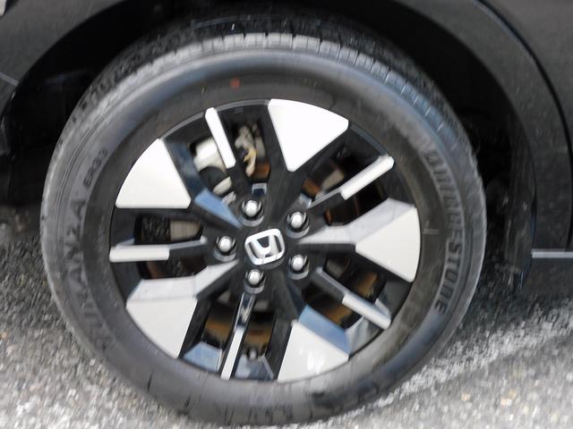 ステップワゴン e:HEVエアー 9インチフルセグナビ・後席モニター・バックカメラ・BTオーディオ・両側自動ドア・LEDライト・フォグLED・ホンダセンシング・ETC・コーナーセンサー・16AW・フロアマット・ドアバイザー・Pガラス(52枚目)