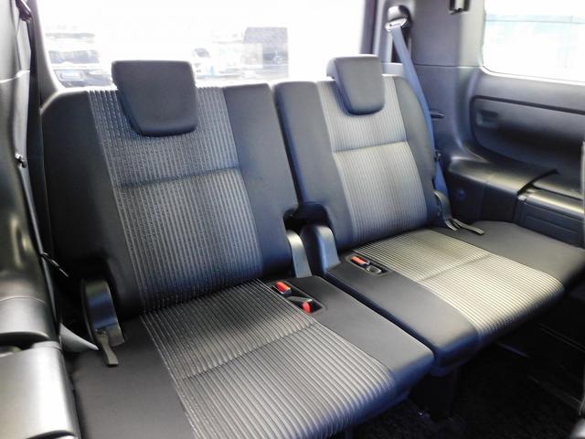 ヴォクシー ZS 煌II 後期・10インチフルセグナビ・後席モニター・バックカメラ・BTオーディオ・両側自動ドア・LEDライト・フォグLED・トヨタセーフティセンス・ETC・クルーズコントロール・シートヒーター・フロアマット(7枚目)