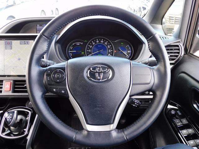 ヴォクシー ZS 煌II 後期・10インチフルセグナビ・後席モニター・バックカメラ・BTオーディオ・両側自動ドア・LEDライト・フォグLED・トヨタセーフティセンス・ETC・クルーズコントロール・シートヒーター・フロアマット(11枚目)